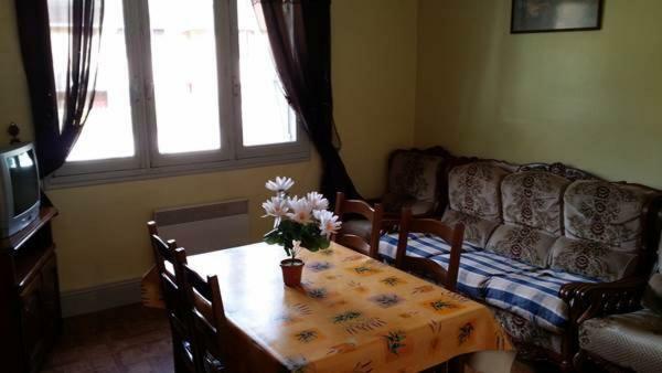 Appartement Au Pied Des Montagnes Auzat 外观 照片